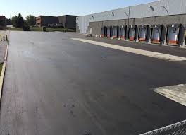 Best Asphalt Driveway Installation  in Charleston, MS